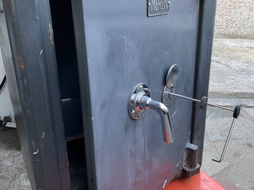 safes haleslocks scaled 1